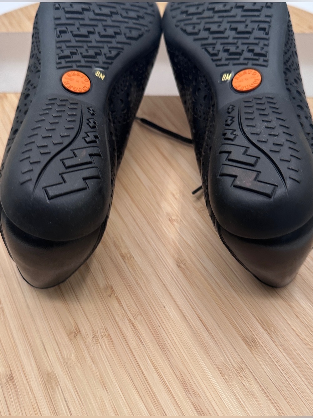 New in box - Vintage Sesto Meucci - Betka laser cut leather sneaker - size 8 - Picture 7 of 11